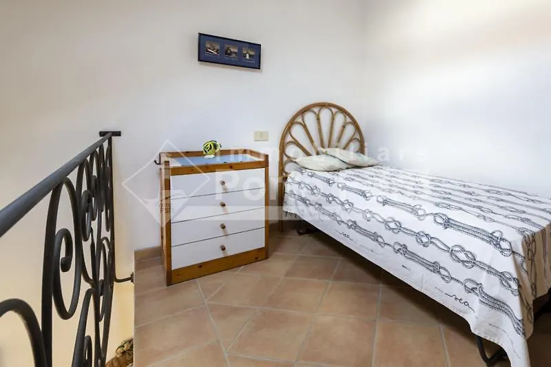 17 Centro - Splendido Trilocale Sulla Piazzetta Di Porto Faro Villa Palau